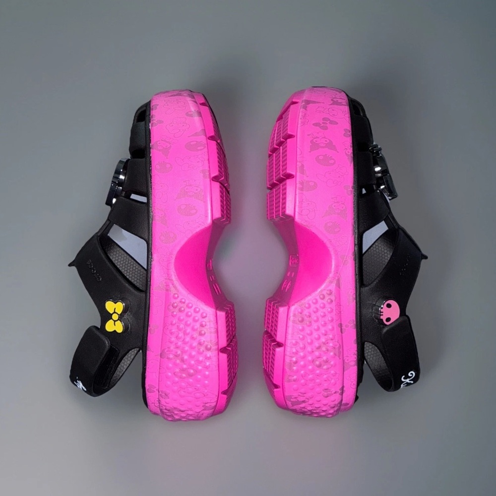💓🐈 Crocs x Hello Kitty and Friends My Melody And Kuromi Stomp Sandal 💓🐈 - Picture 4 of 5